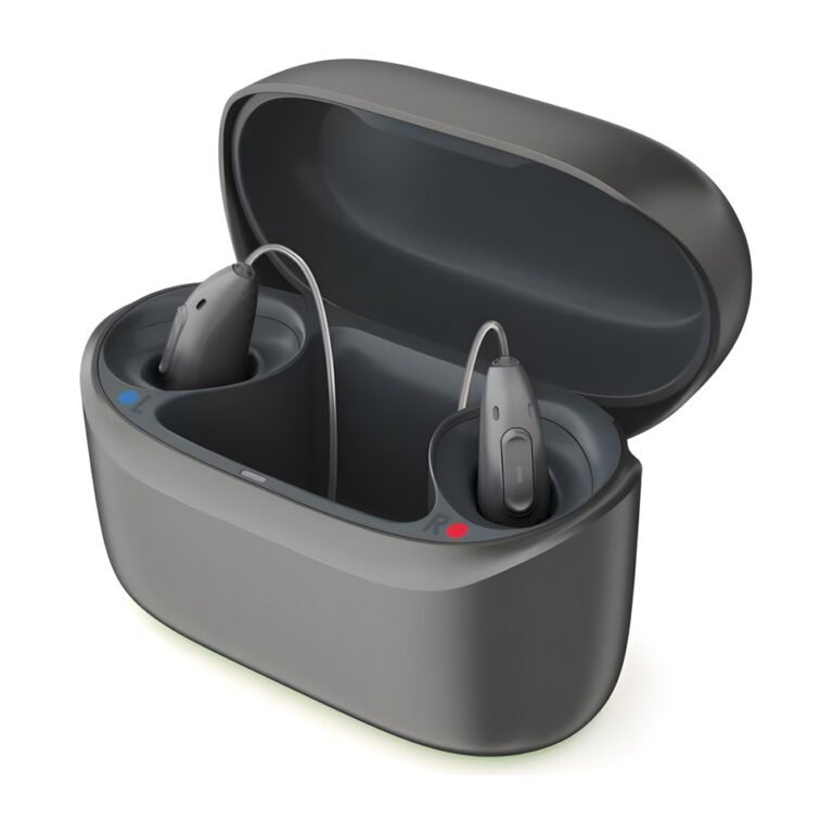 Phonak ChargerGo RIC EON Ladegerät mit geöffnetem Deckel und zwei eingelegten Hörgeräten